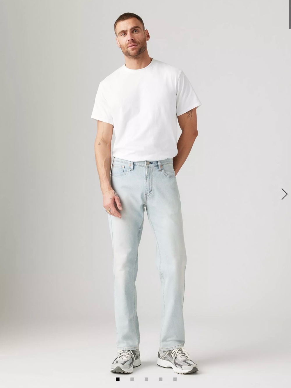 Levi’s 541 Athletic taper fit Light wash Blue Mens Straight-Leg Jeans 31x32